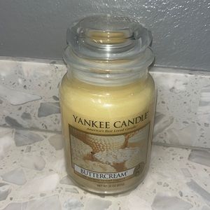 Yankee candle OG buttercream 22oz jar candle!